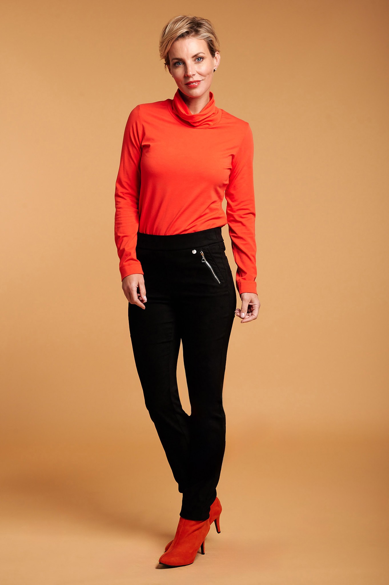 Robell Nena Faux Suede Black 90