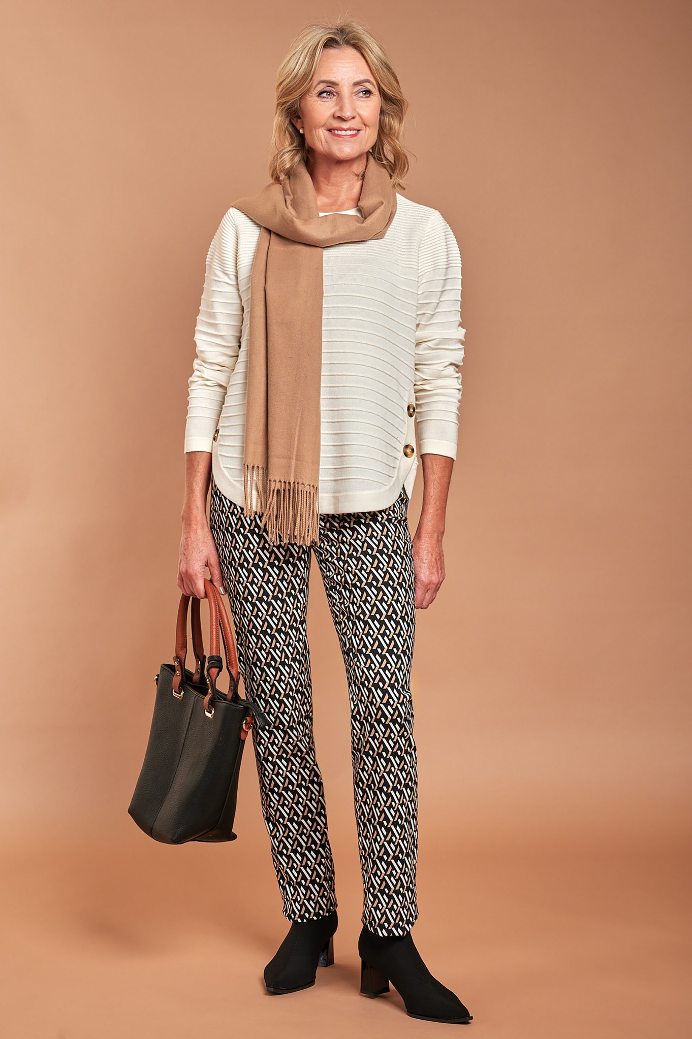 Robell Rose Abstract Oblique Trouser Black 90