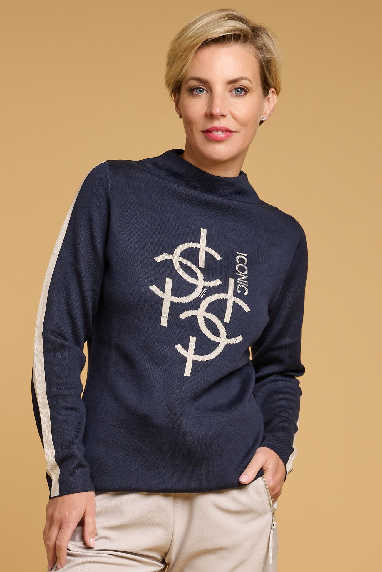 I'cona Monogram Iconic Fine Knit Jumper