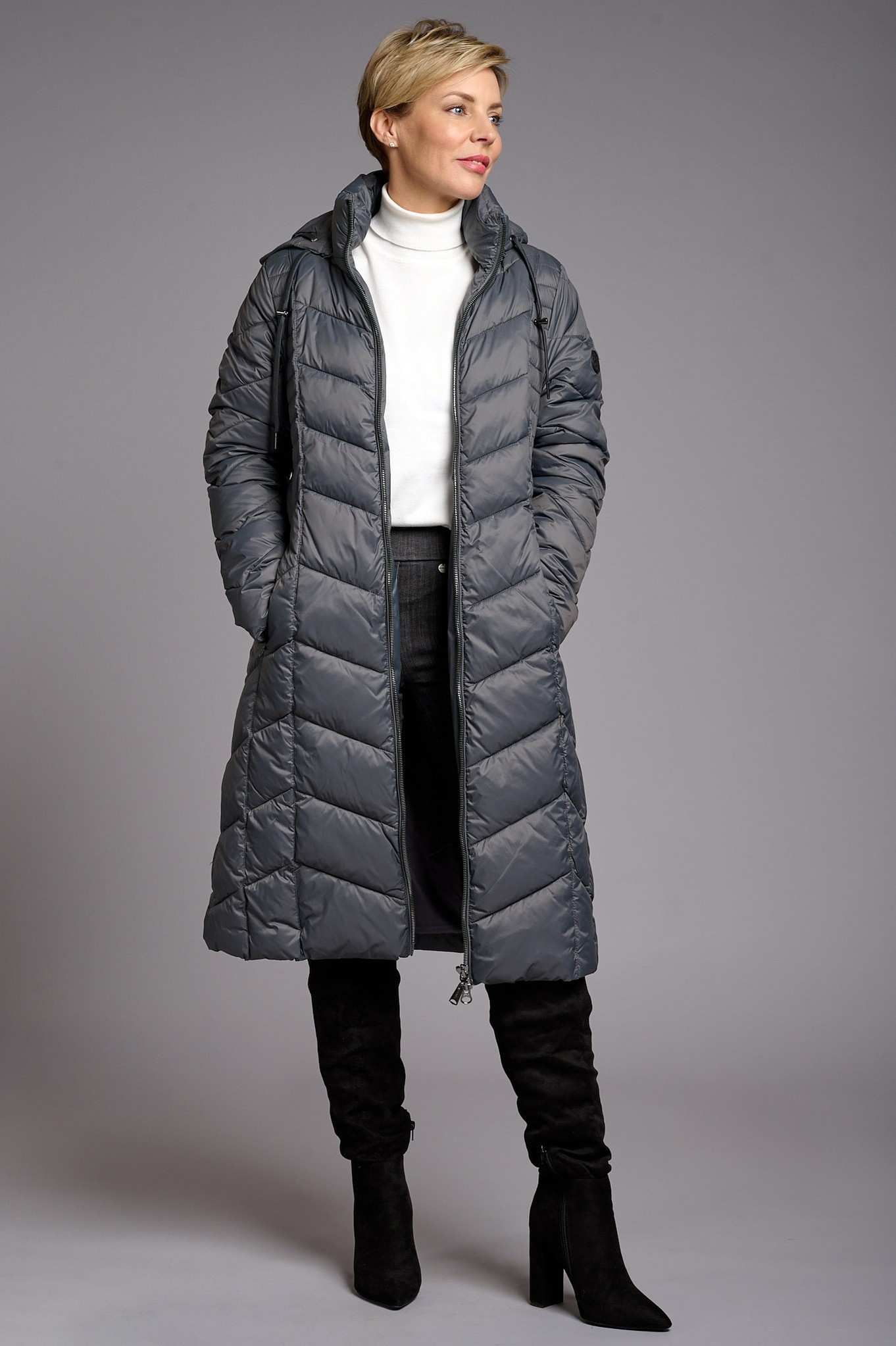 Normann Kysa Quilted Technical Down Coat Smoke Grey 54