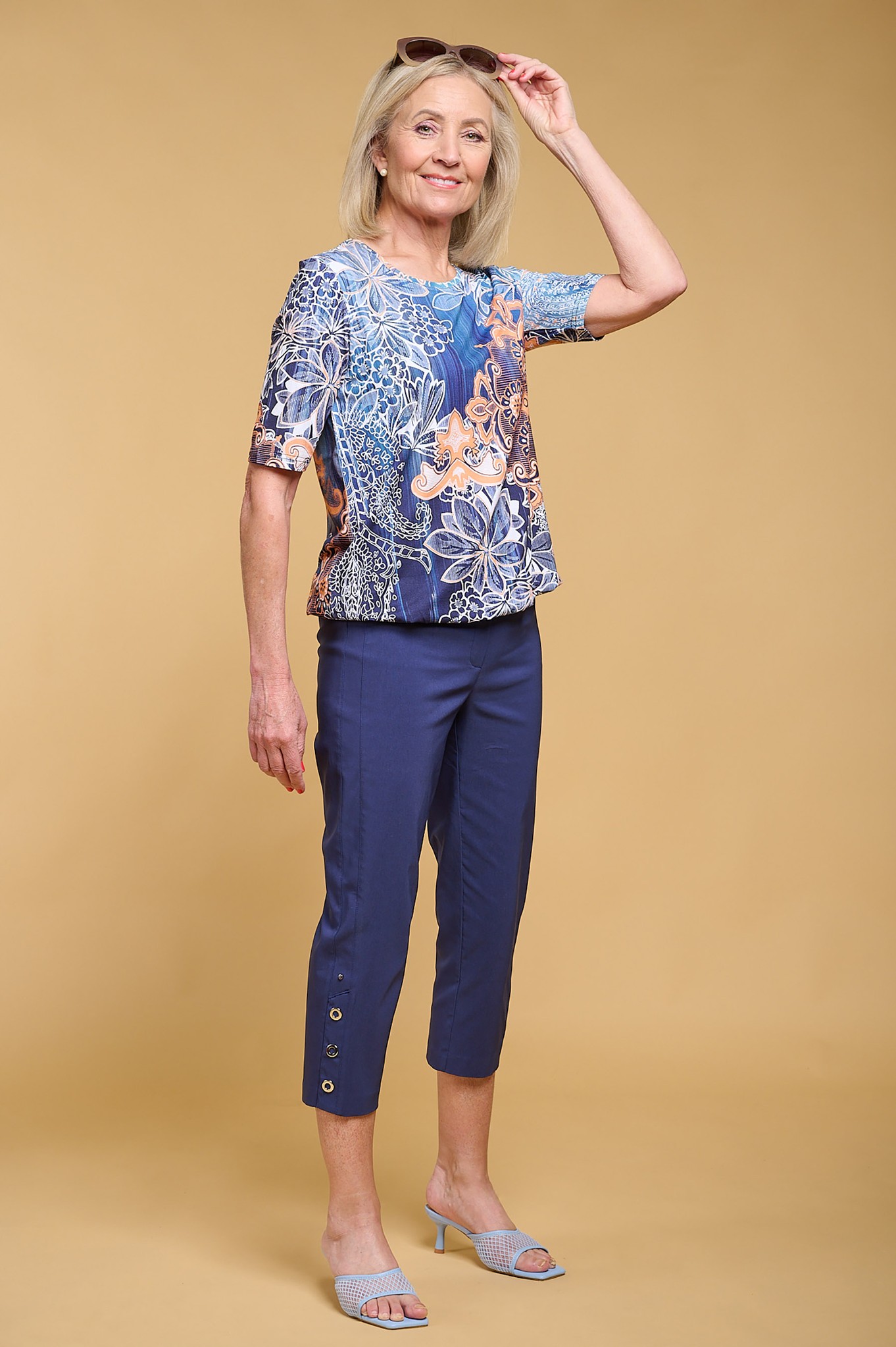 Robell Marie 07 Eyelet Crop  French Blue 68