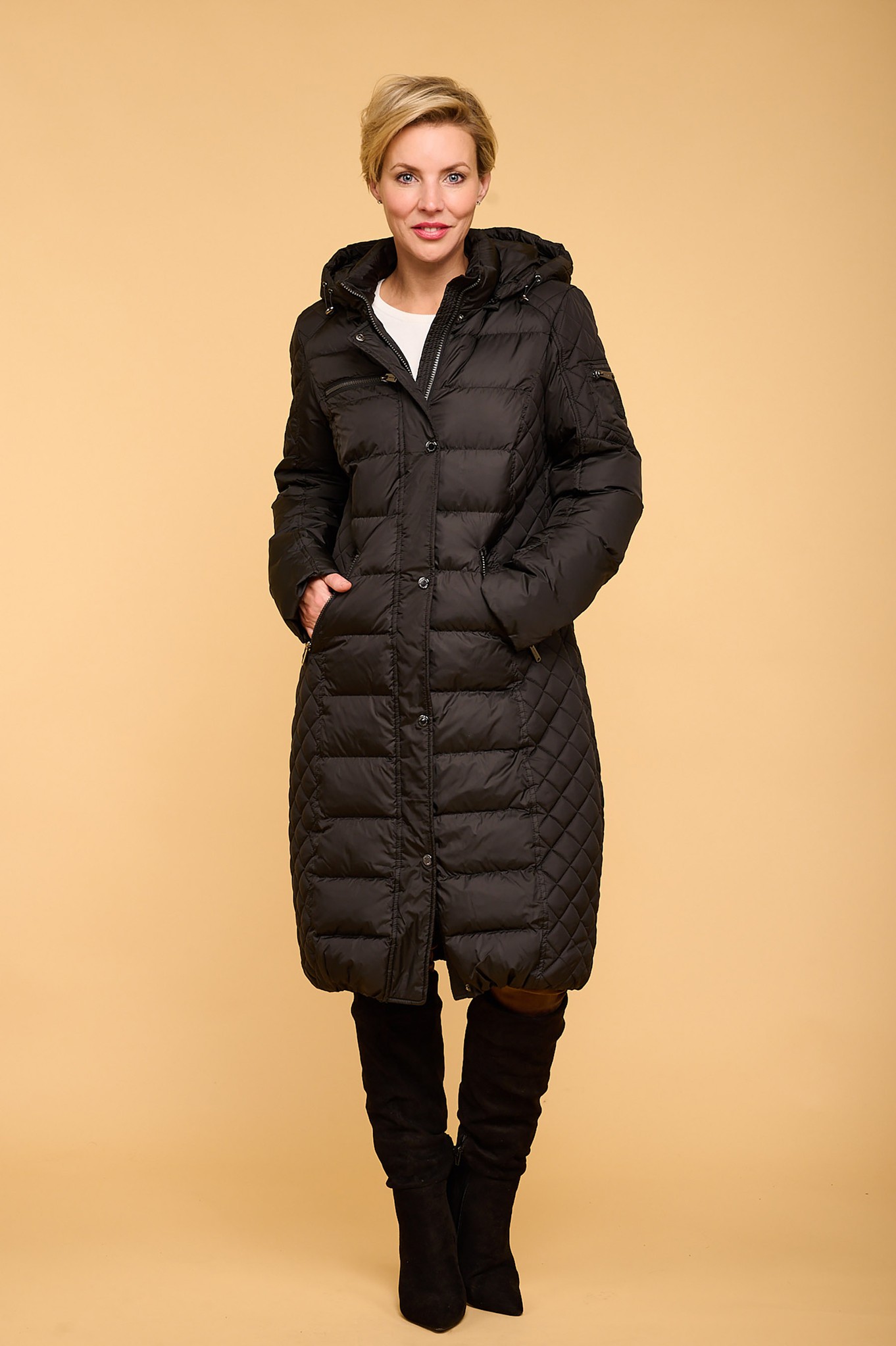 Normann Yves Quilted Real Down Coat Black 90