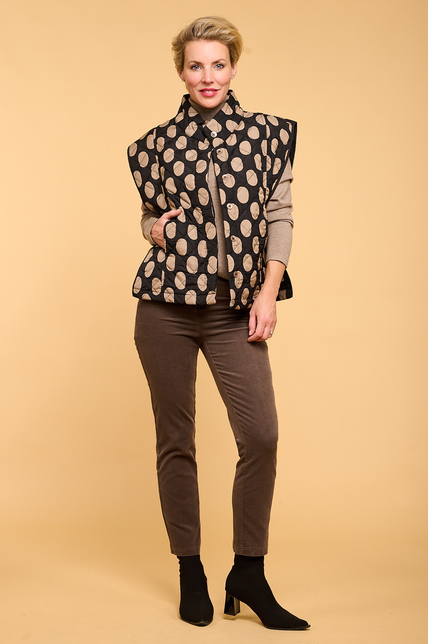 Robell Rose 09 Needlecord Ankle Grazers Taupe 17