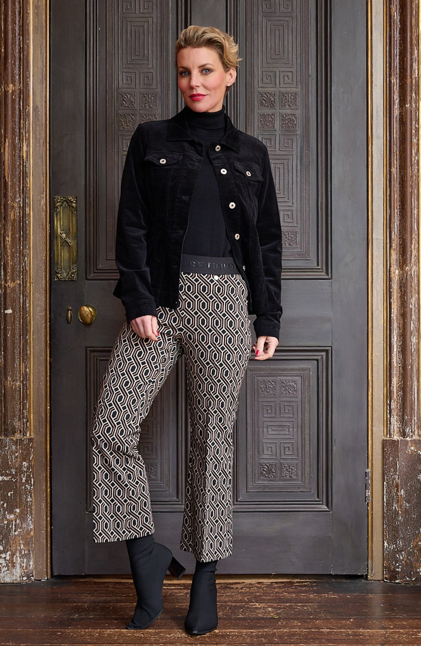 Robell Joella 09 Athena Geometric Ankle Grazer Brown 39