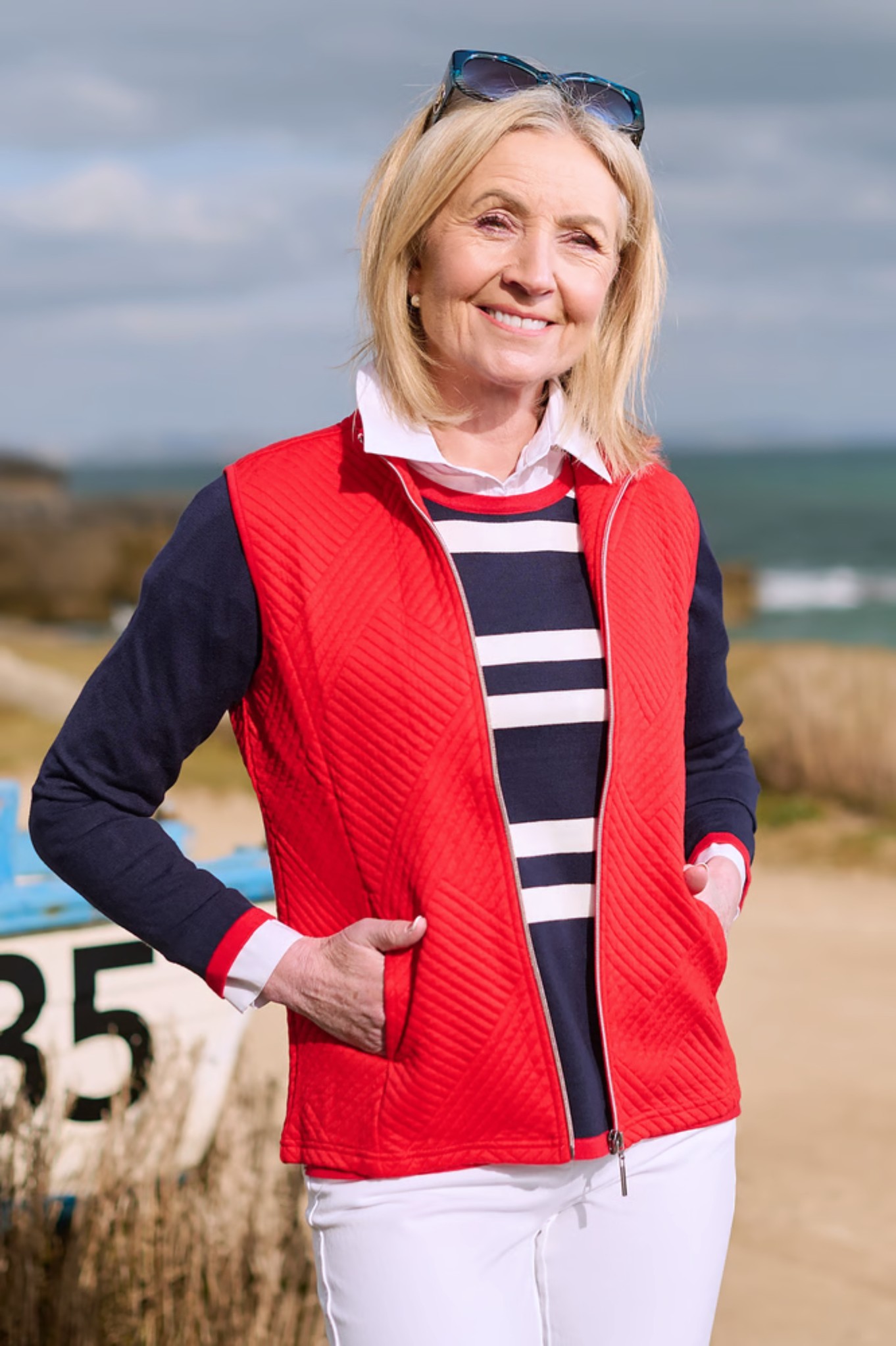 digne cut off gilet ディニュ ベスト ジレ digne cut off gilet ディニュ ベスト ジレ The Pika Gilet