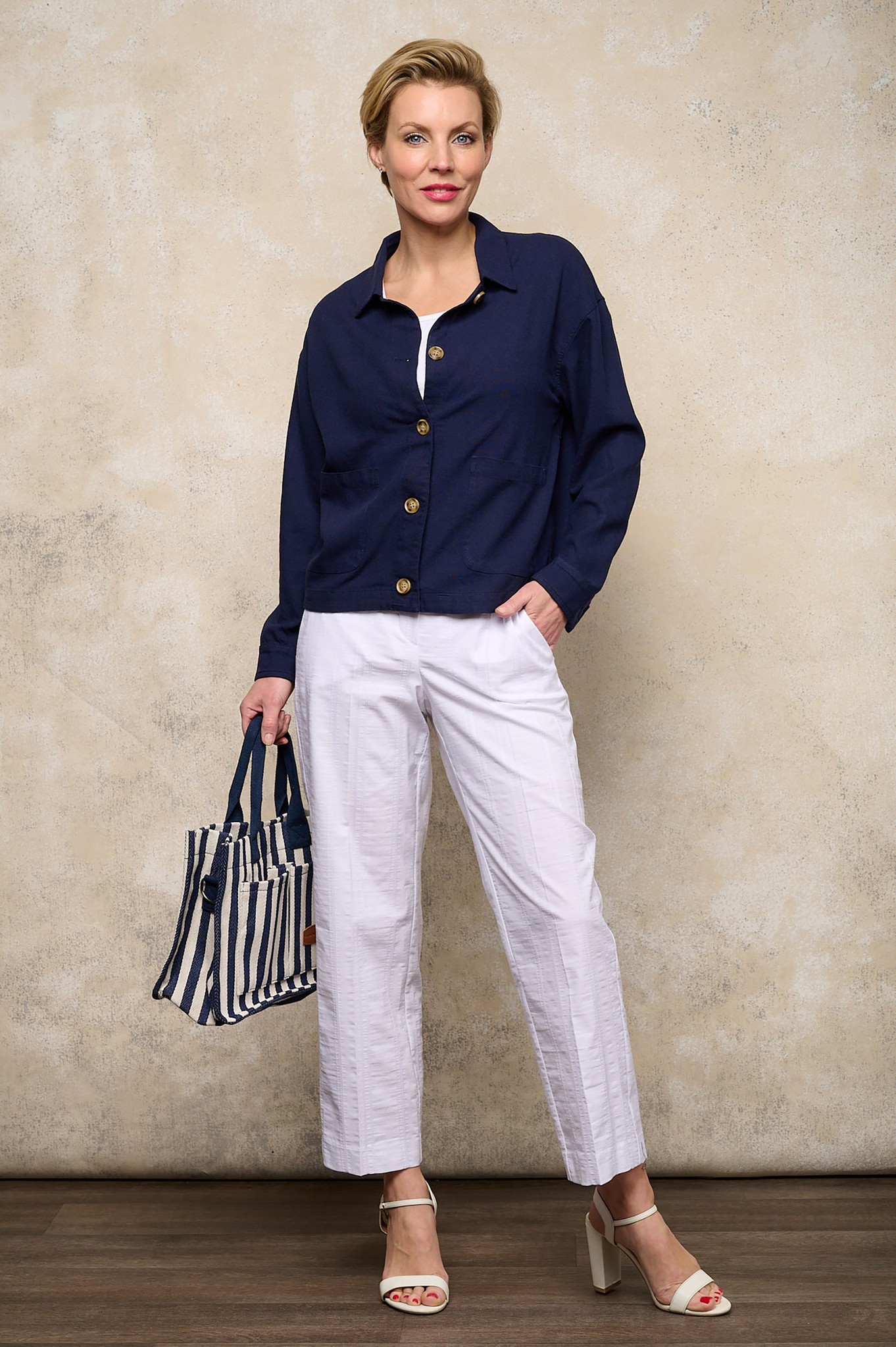 Robell Anna 09 Seersucker Ankle Grazers White 10