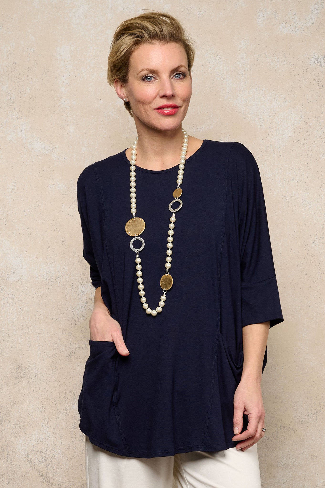 Noen Relaxed Pocket Top Navy 691