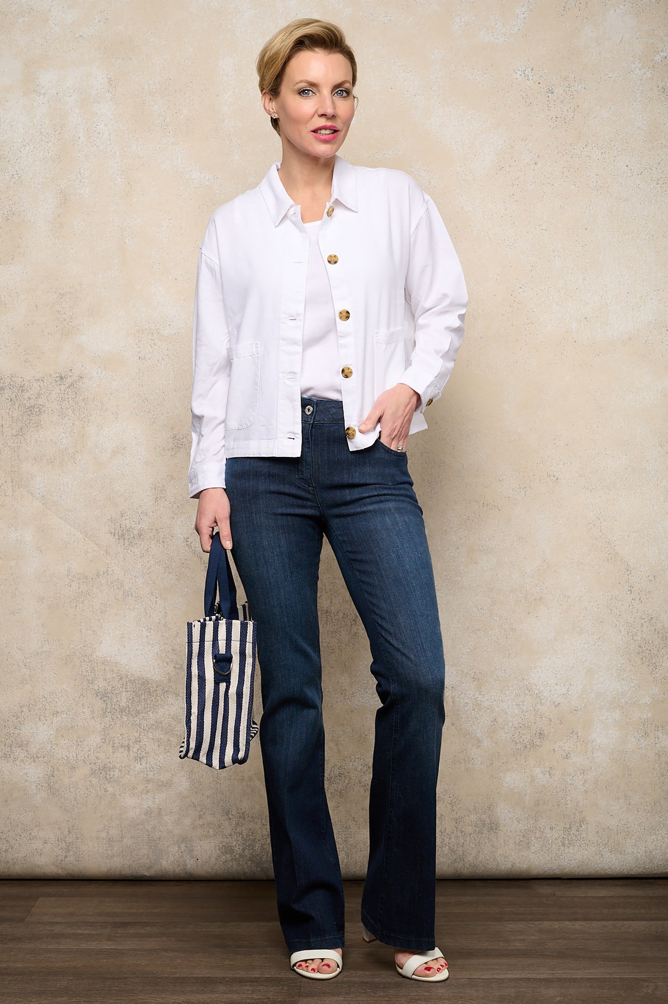 Robell Joella Stretch Kick Flare Jean Navy 69