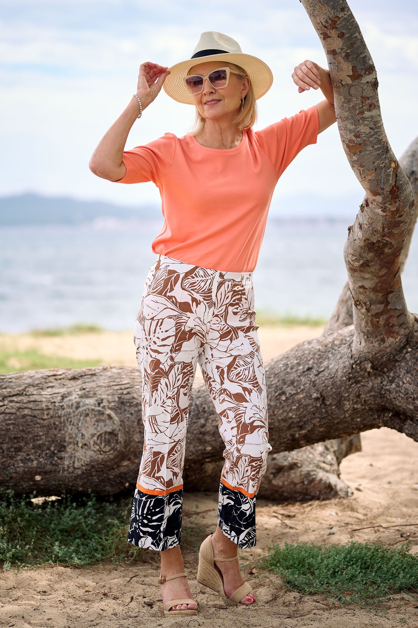 Robell Joella 09 Leaf Print Kick Flare Ankle Grazer Sand 11