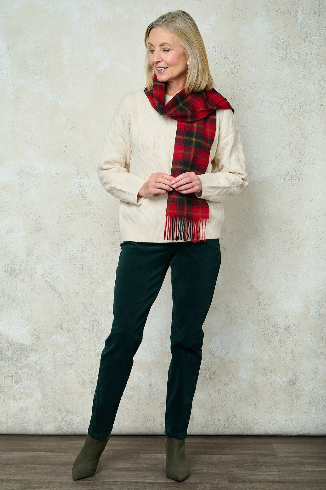 Robell Bella Petite Needlecord Trousers Green 89