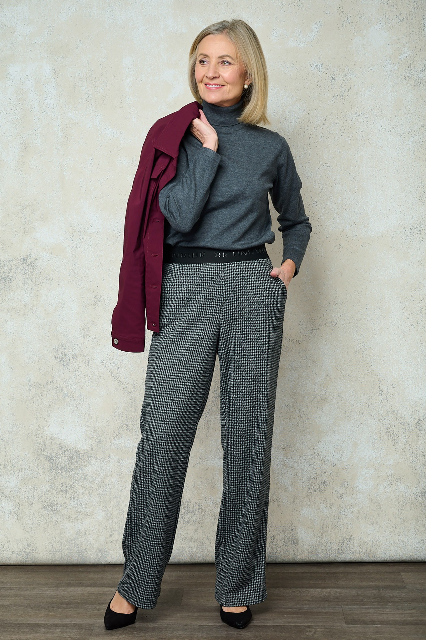 Britt Houndstooth Check Trouser Dark Grey 95