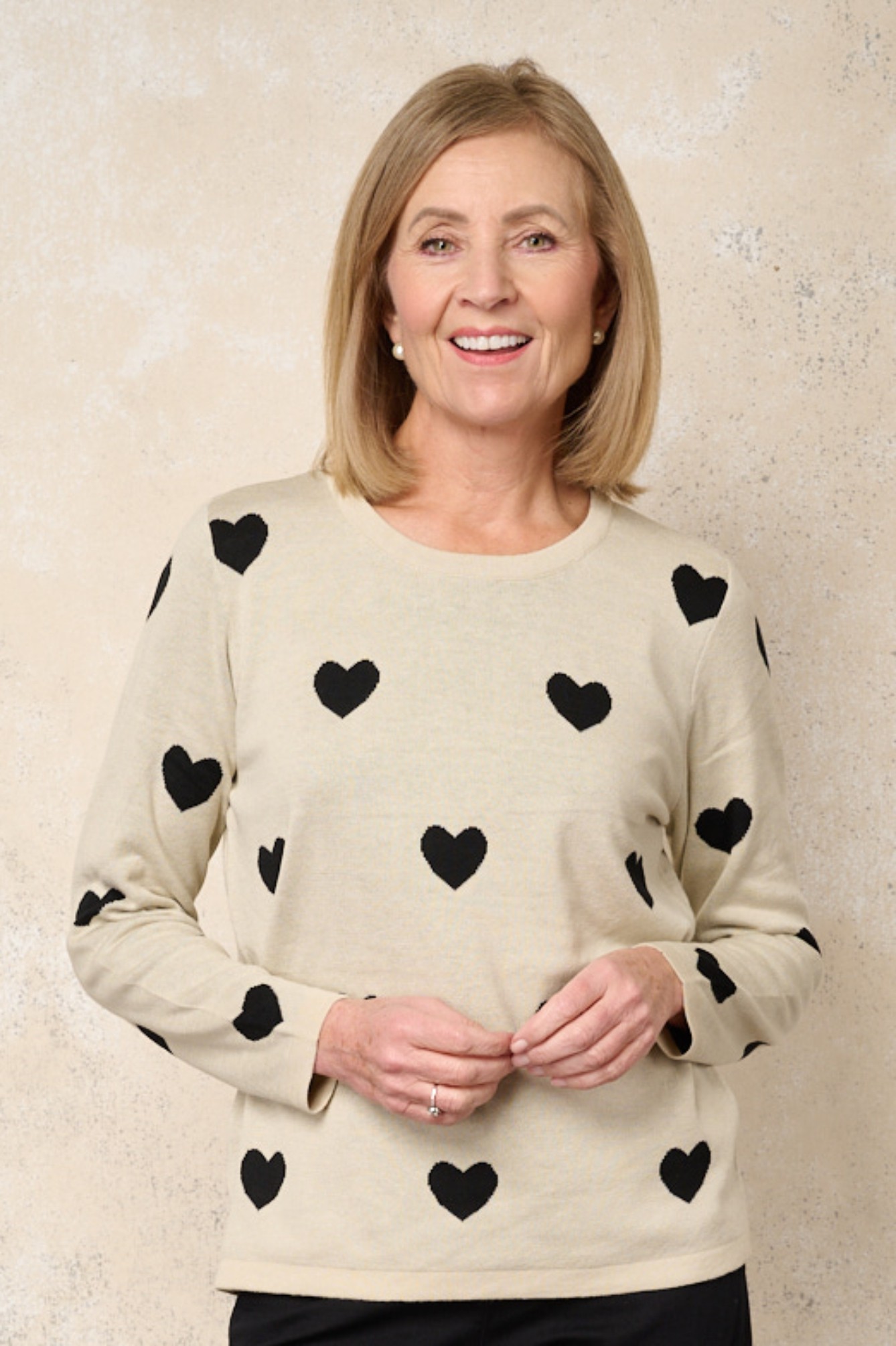 Sunday Havana Heart Jumper Cream 131