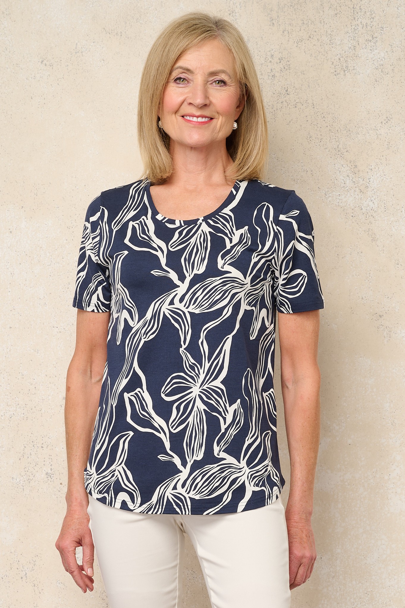 Sunday Mono Leaves T-Shirt Navy 69