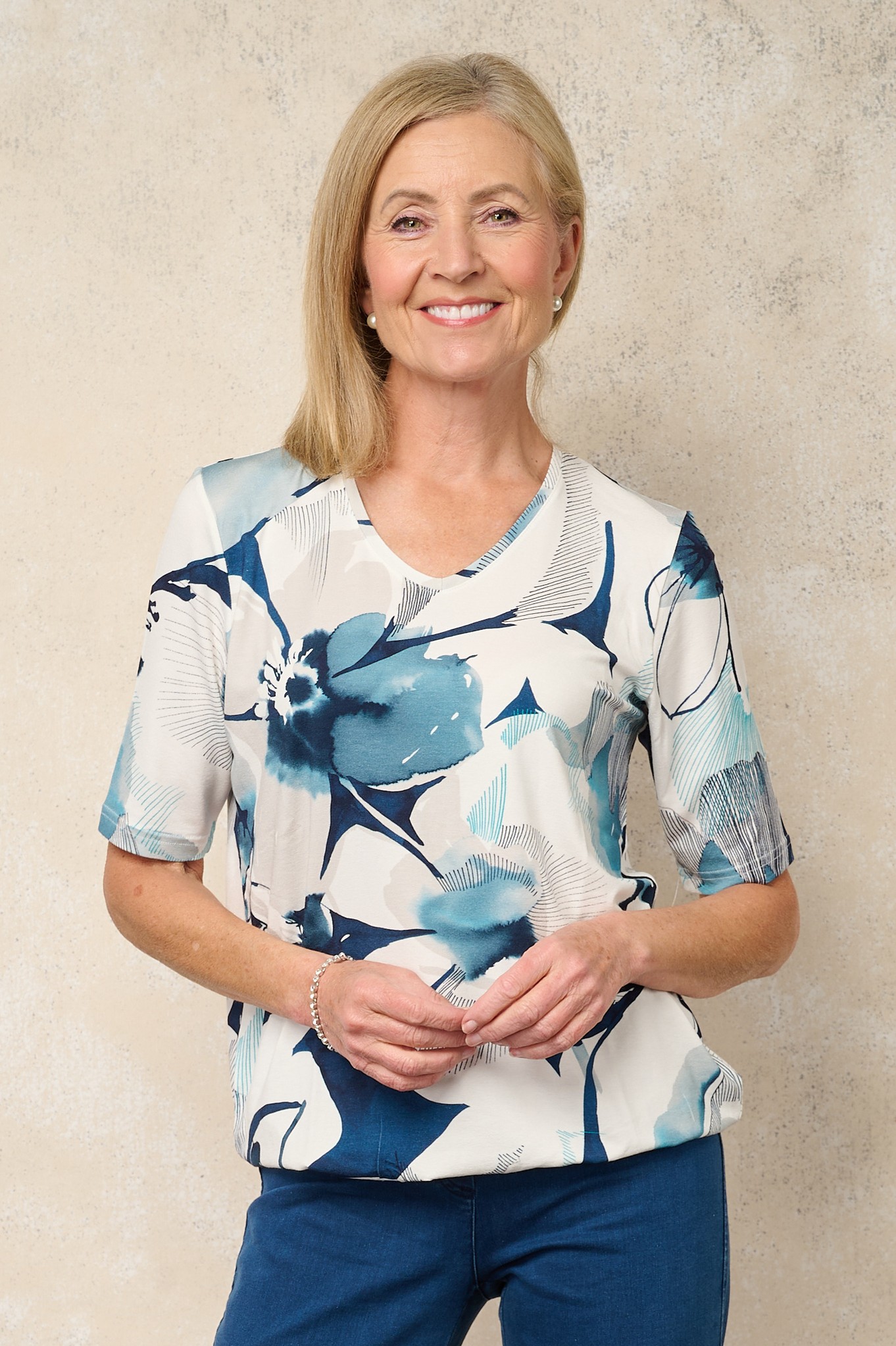 Sunday Blur Petal Jersey Top Navy 69