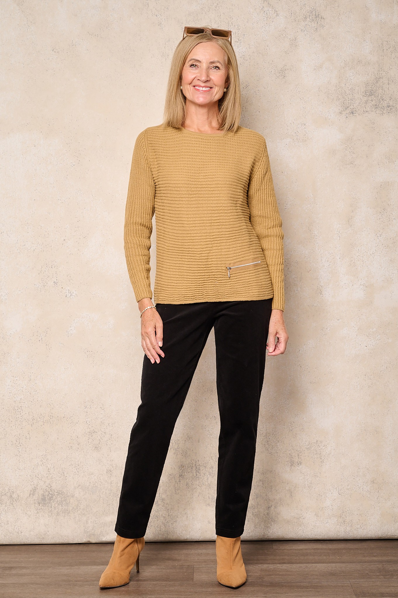 Robell Bella Petite Needlecord Trousers Black 90