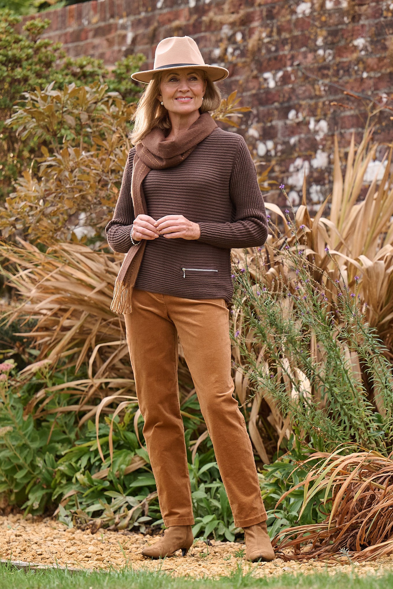 Robell Bella Needlecord Trousers Caramel 291
