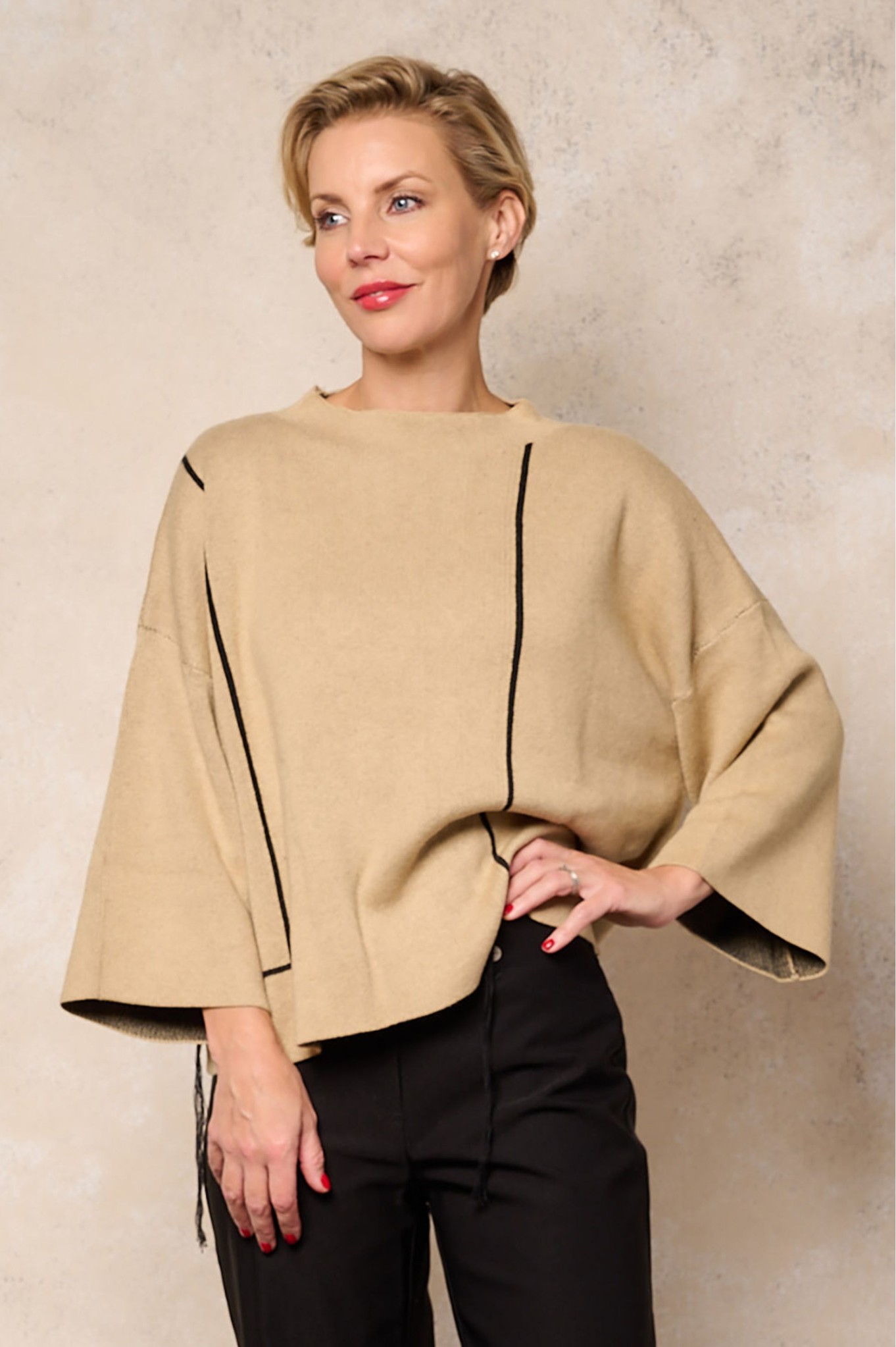 Noen Nomi Batwing Jumper Natural 15